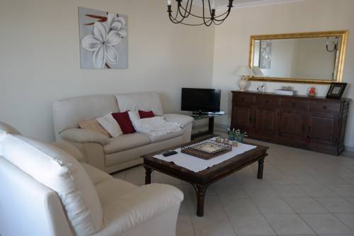 Imagen de la habitación del Apartamentos Bicos Beach Apartments Al By Albufeira Rental. Foto 12