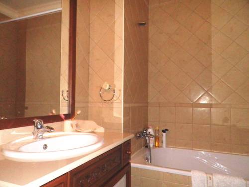 Imagen de la habitación del Apartamentos Bicos Beach Apartments Al By Albufeira Rental. Foto 15