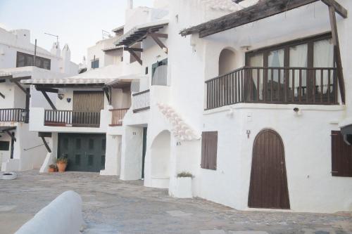 Imagen de los exteriores del Apartamentos Binibeca Mar II. Foto 12