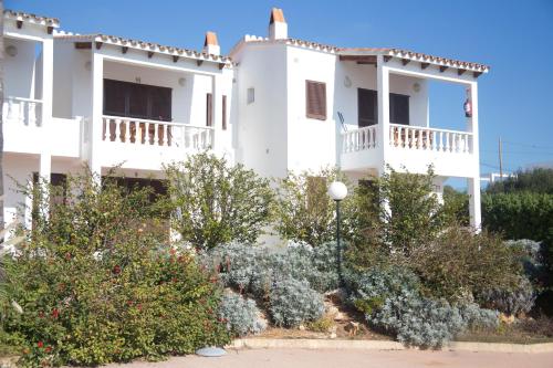 Imagen de los exteriores del Apartamentos Binibeca Mar II. Foto 16