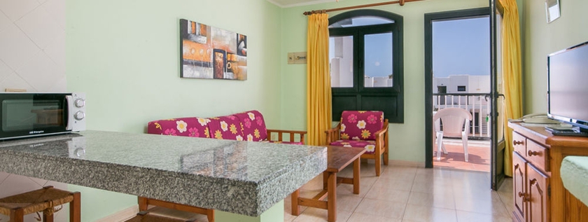 Imagen de los interiores del Apartamentos Bitacora Lanzarote Club. Foto 11
