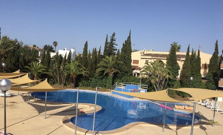 Imagen de la piscina del Apartamentos Bj Club Sa Coma. Foto 12