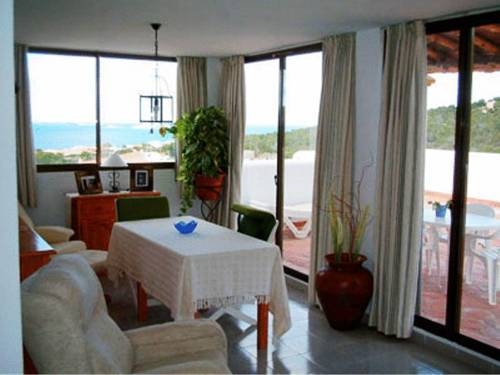 Imagen general del Apartamentos Blanco Sol. Foto 11