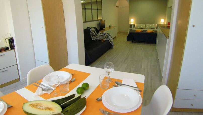 Imagen general del Apartamentos Blanco, Torrevieja. Foto 11