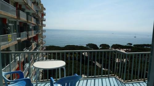 Imagen general del Apartamentos Blanes-condal. Foto 7