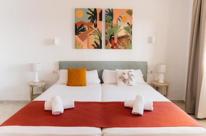 Imagen general del Apartamentos Bluesea Cabo de Ba&ntilde;os. Foto 6