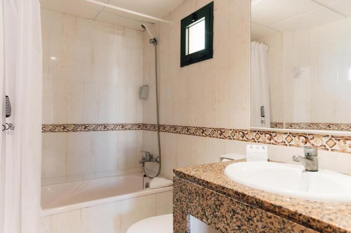 Imagen general del Apartamentos Bluesea Los Lentiscos. Foto 10