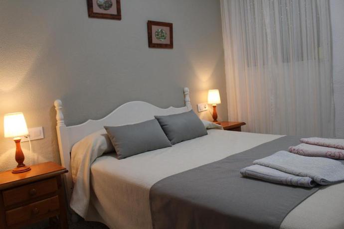 Imagen de la habitación del Apartamentos Bolonia Paraiso. Foto 7