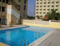 Imagen de la piscina del Apartamentos Bonaire, Bahia San Antonio. Foto 6
