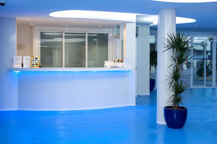 Imagen de los interiores del Apartamentos Bora Bora - Adults Only. Foto 16