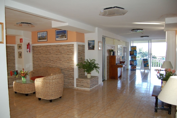 Imagen de los interiores del Apartamentos Borinquen. Foto 18