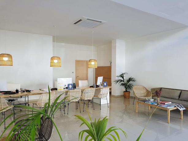 Imagen general del Apartamentos Bossa Bay - MC Apartamentos Ibiza. Foto 9