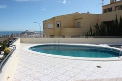 Imagen de la piscina del Apartamentos Boutique Peñiscola. Foto 7