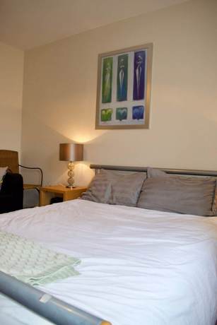 Imagen de la habitación del Apartamentos Bright Apartment Close To City Centre. Foto 5