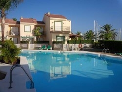 Imagen general del Apartamentos Bungalow Marina Deluxe. Foto 1