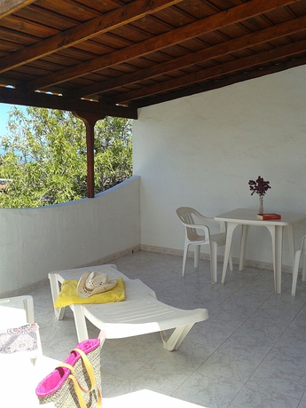 Imagen de los exteriores del Apartamentos Bungalows Canary Islands. Foto 13