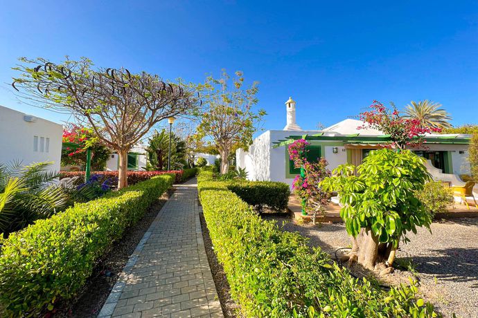 Imagen general del Apartamentos Bungalows Cordial Sandy Golf. Foto 1