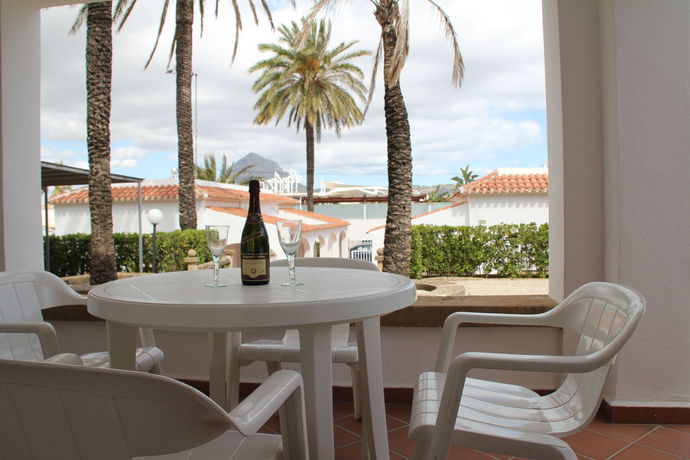 Imagen de los exteriores del Apartamentos Bungalows El Arenal. Foto 15