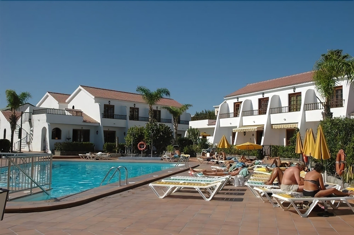 Imagen de los exteriores del Apartamentos Bungalows Grimanesa. Foto 7