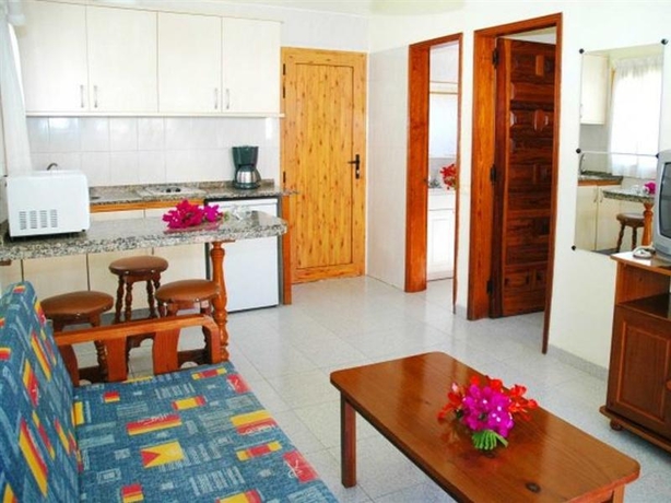 Imagen general del Apartamentos Bungalows Los Arcos. Foto 10