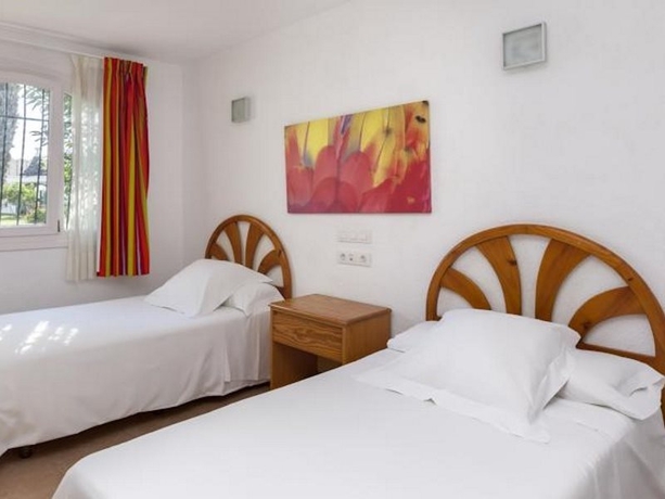 Imagen general del Apartamentos Bungalows Parque Romantico I y II. Foto 3