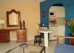 Imagen de la habitación del Apartamentos Bungalows Playa Flor. Foto 2