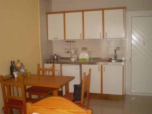 Imagen general del Apartamentos Bungalows Playa Limones. Foto 6