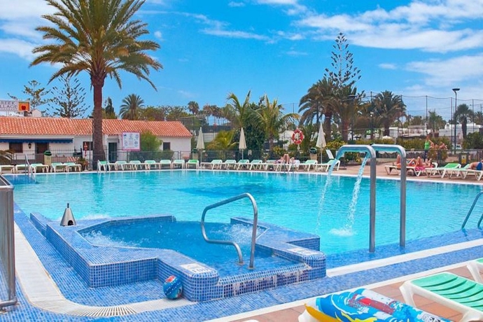 Imagen general del Apartamentos Bungalows Santa Clara. Foto 5