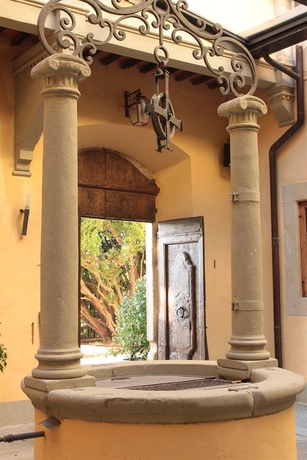 Imagen de los interiores del Apartamentos CASTELLO DI TAVOLESE. Foto 7