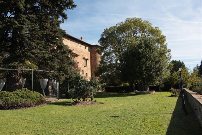 Imagen de los exteriores del Apartamentos CASTELLO DI TAVOLESE. Foto 4