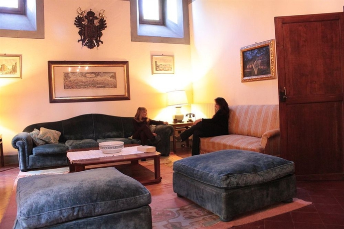 Imagen de los interiores del Apartamentos CASTELLO DI TAVOLESE. Foto 8