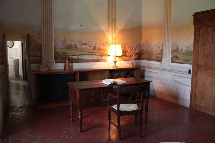 Imagen de los interiores del Apartamentos CASTELLO DI TAVOLESE. Foto 12