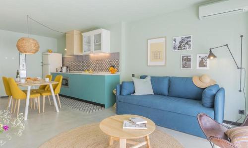 Imagen general del Apartamentos CATERINA Sagrera. Foto 4