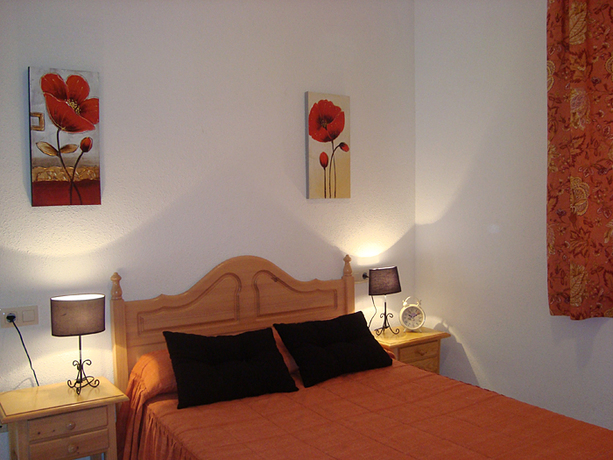 Imagen general del Apartamentos COMPLEJO AL ANDALUS. Foto 13