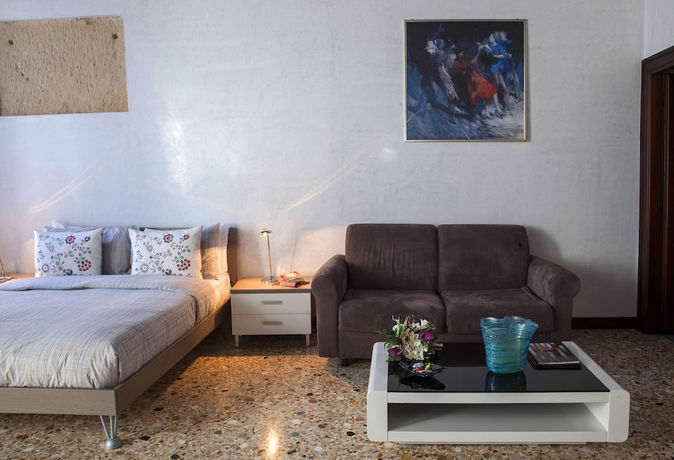 Imagen de la habitación del Apartamentos Ca Sant Angelo. Foto 5