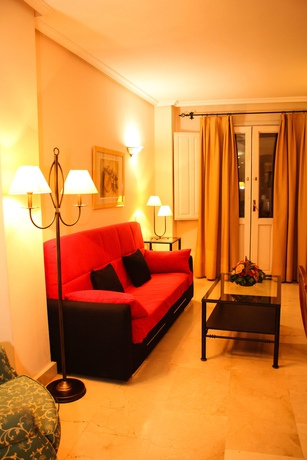 Imagen de los interiores del Apartamentos Caballero De Gracia. Foto 14