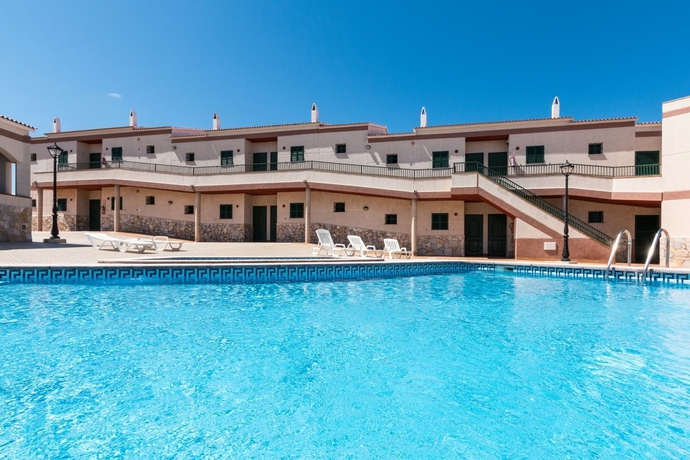 Imagen general del Apartamentos Cabo De Baños By Mij. Foto 3