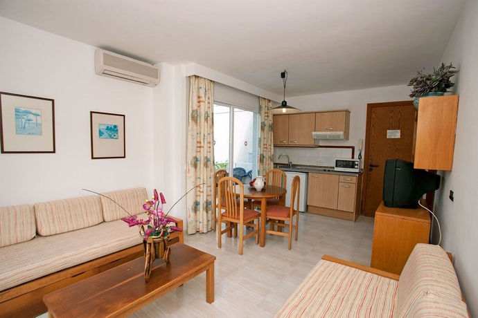 Imagen de los interiores del Apartamentos Cabot Las Velas Apartments. Foto 10