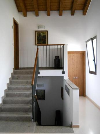 Imagen de los interiores del Apartamentos Cal Cisteller. Foto 7