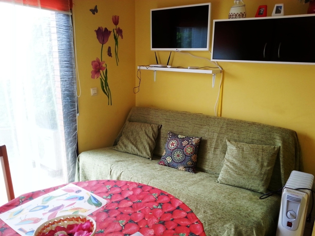 Imagen de la habitación del Apartamentos Cala Boadella I. Foto 6