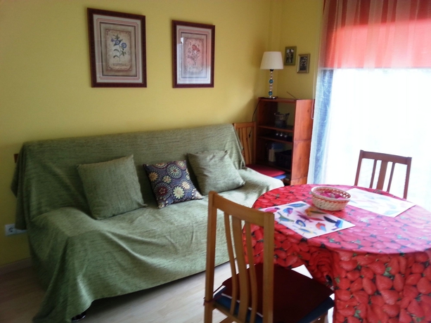 Imagen de la habitación del Apartamentos Cala Boadella I. Foto 7