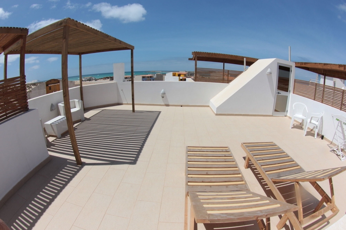 Imagen de los exteriores del Apartamentos Cala Da Lua. Foto 11