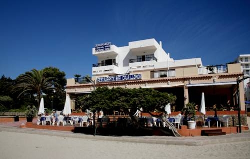 Imagen general del Apartamentos Cala Llonga. Foto 9