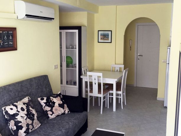 Imagen de los interiores del Apartamentos Cala Montero 3000. Foto 3