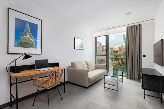 Imagen de la habitación del Apartamentos Calatrava by Alma Suites. Foto 3