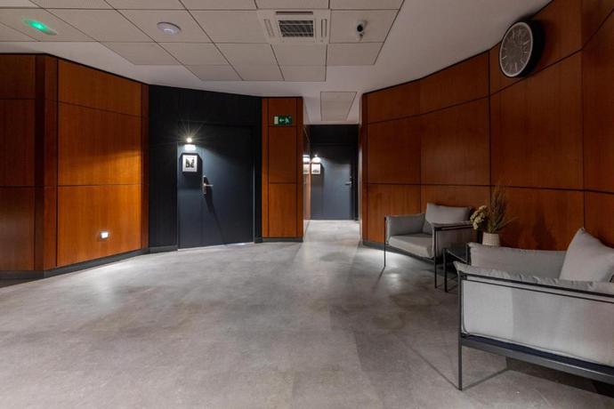 Imagen de los interiores del Apartamentos Calatrava by Alma Suites. Foto 15