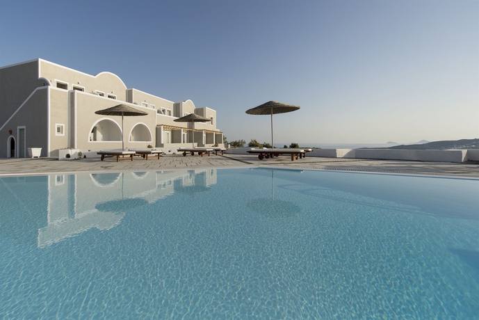 Imagen de la piscina del Apartamentos Caldera's Dolphin Suites. Foto 14