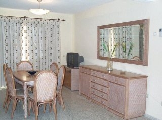 Imagen de la habitación del Apartamentos Caleta. Foto 3