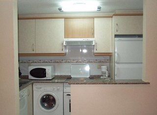Imagen de la habitación del Apartamentos Caleta. Foto 4