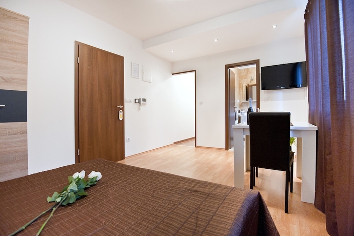 Imagen de la habitación del Apartamentos California, Dubrovnik. Foto 3